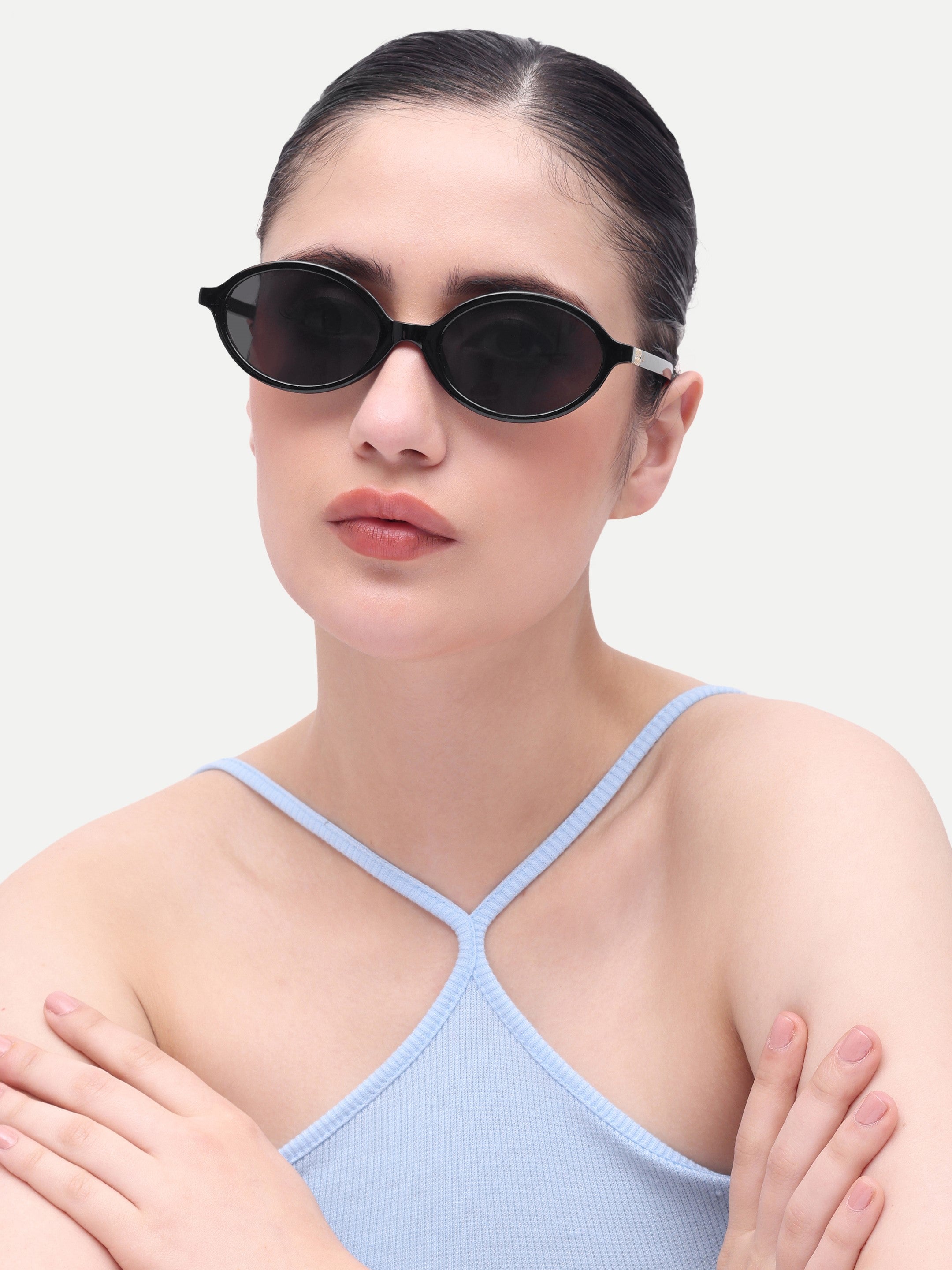 Women's Oval Black Sunglasses