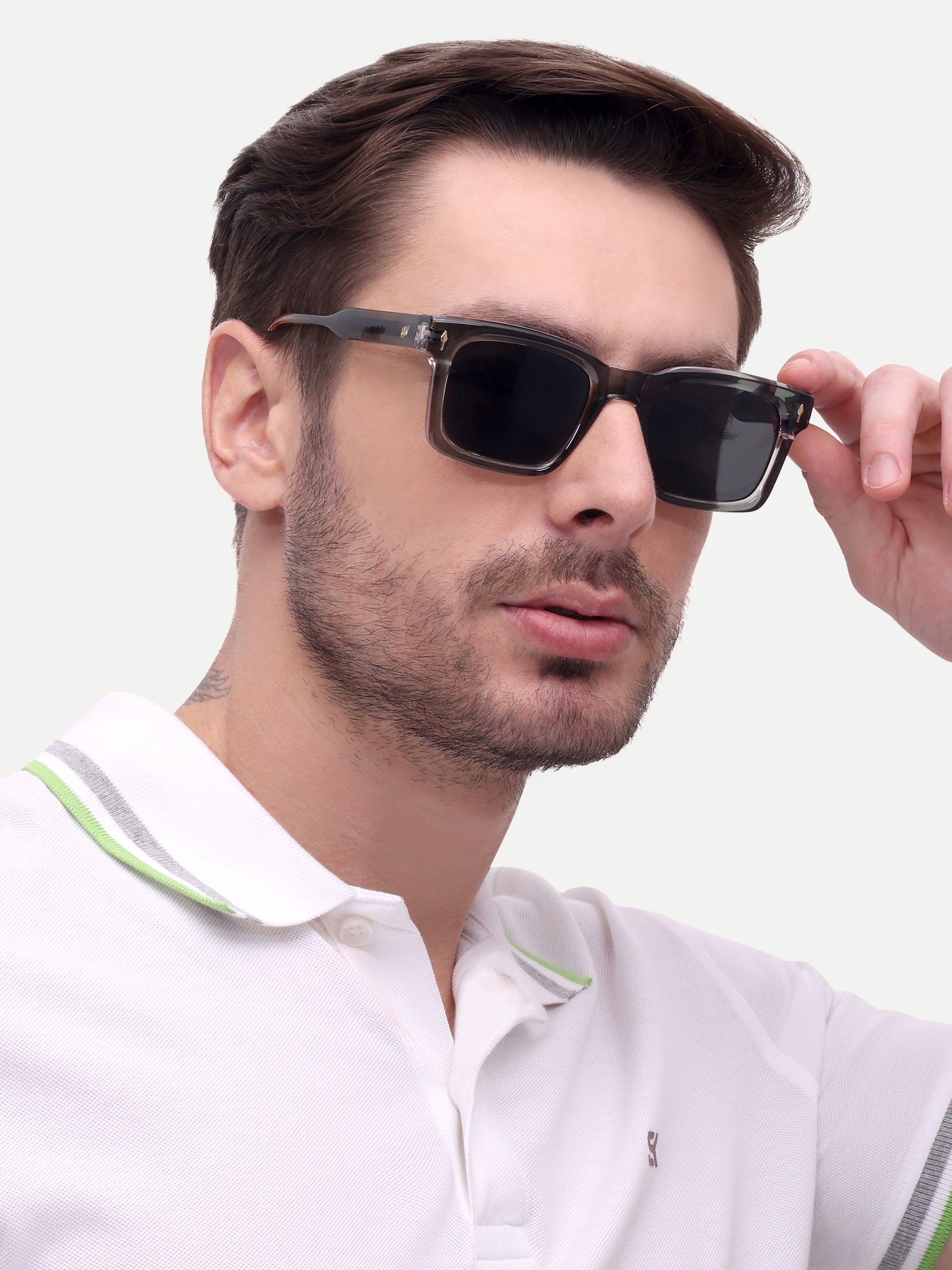 Men Wayfarer UV Protected Sunglasses Black
