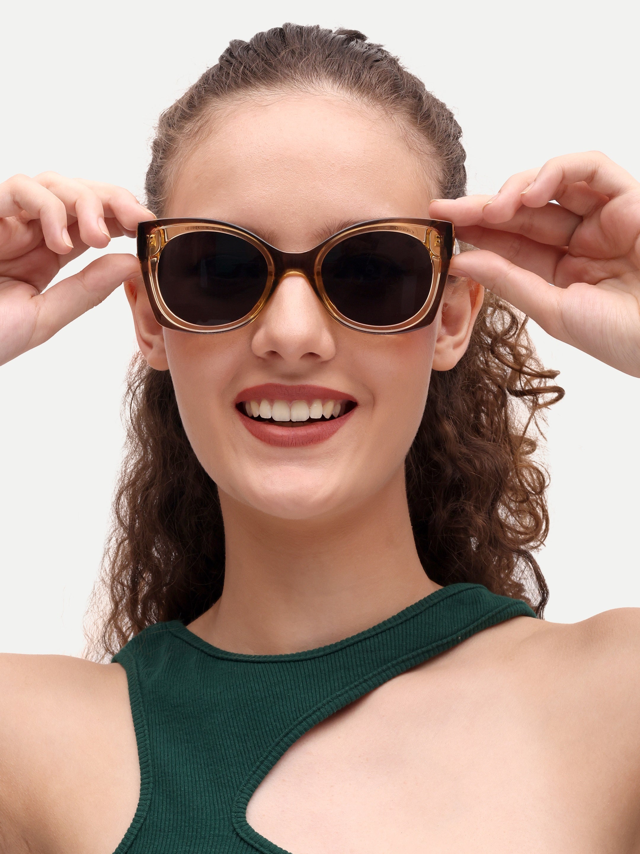 Women Cateye UV Protected Sunglasses