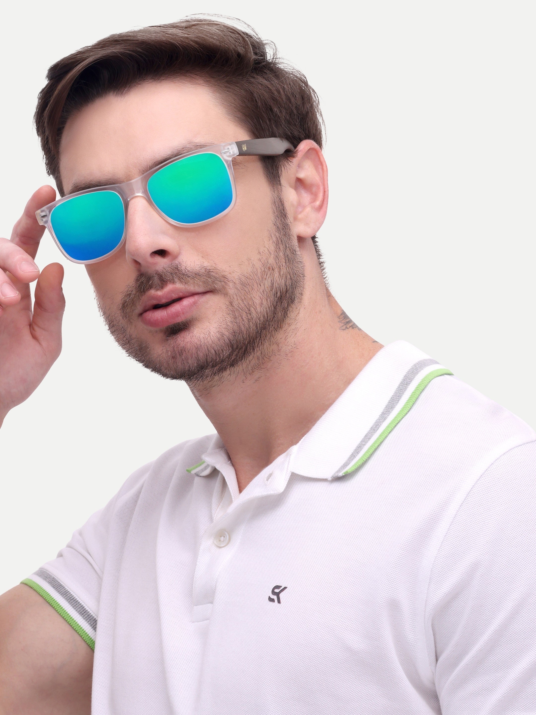 Men Wayfarer UV Protected Sunglasses Green Reflector