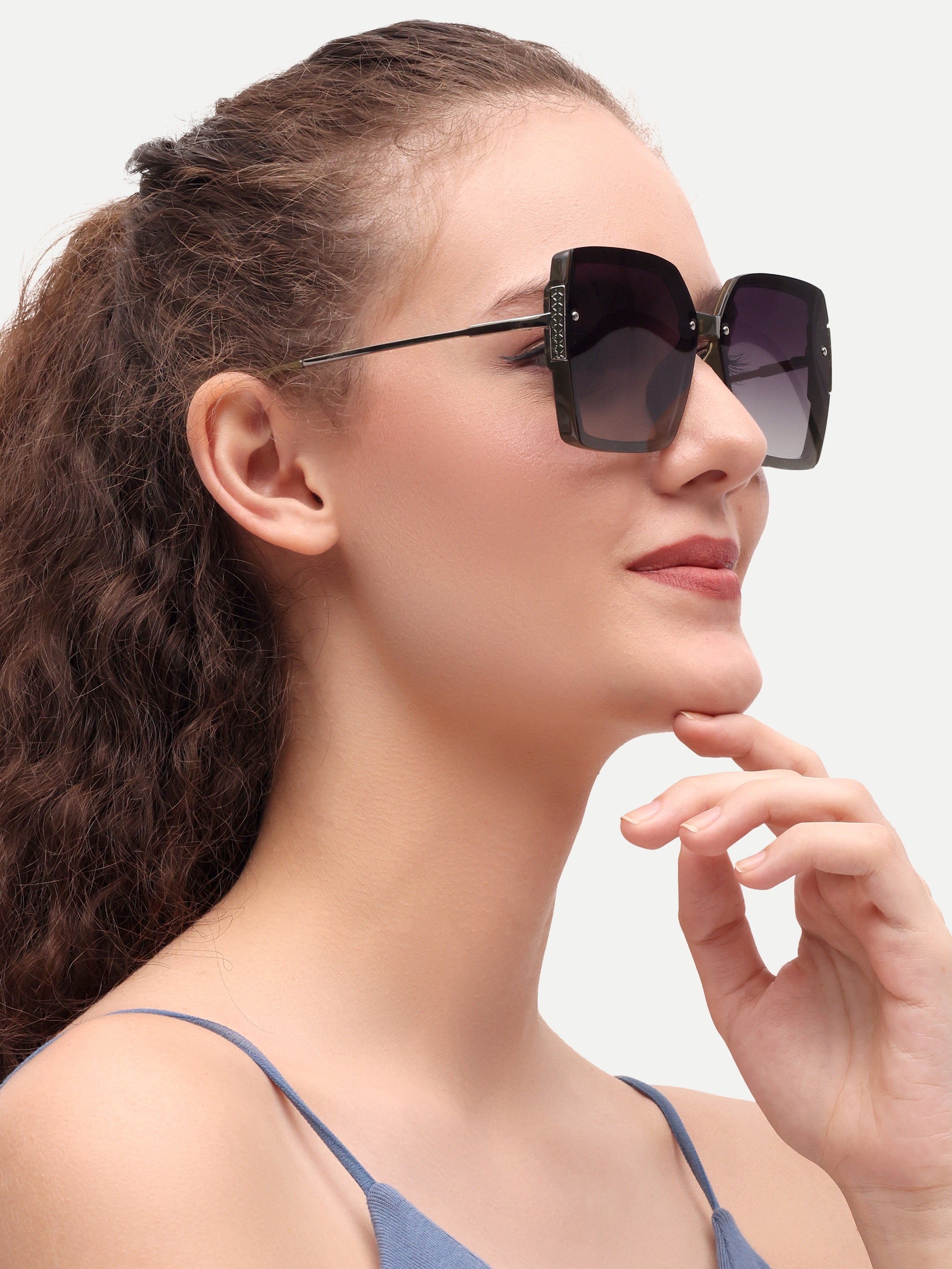 Oversize Square Women UV Protected Sunglasses