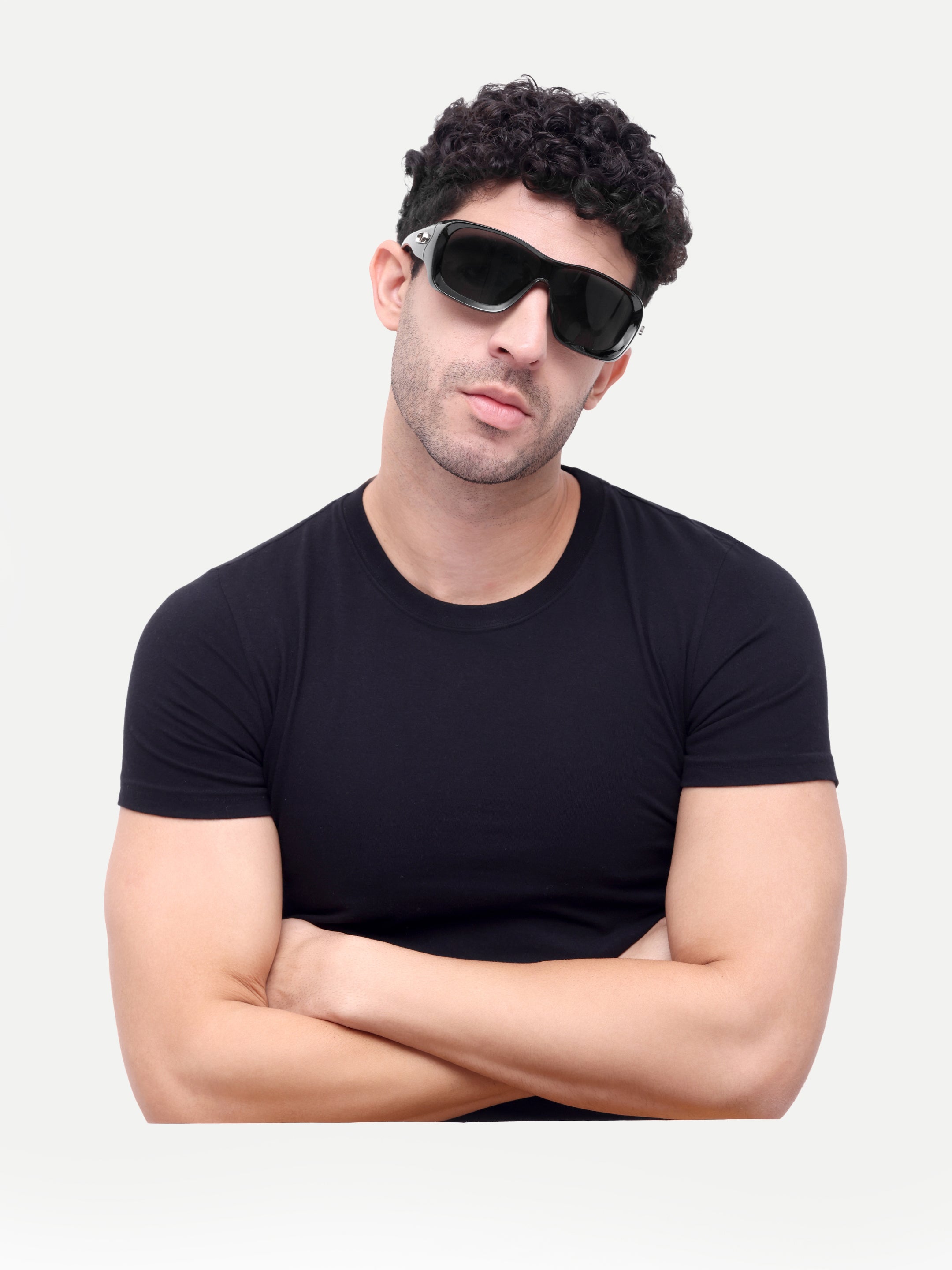 Avenor Black Sports Mens Sunglasses