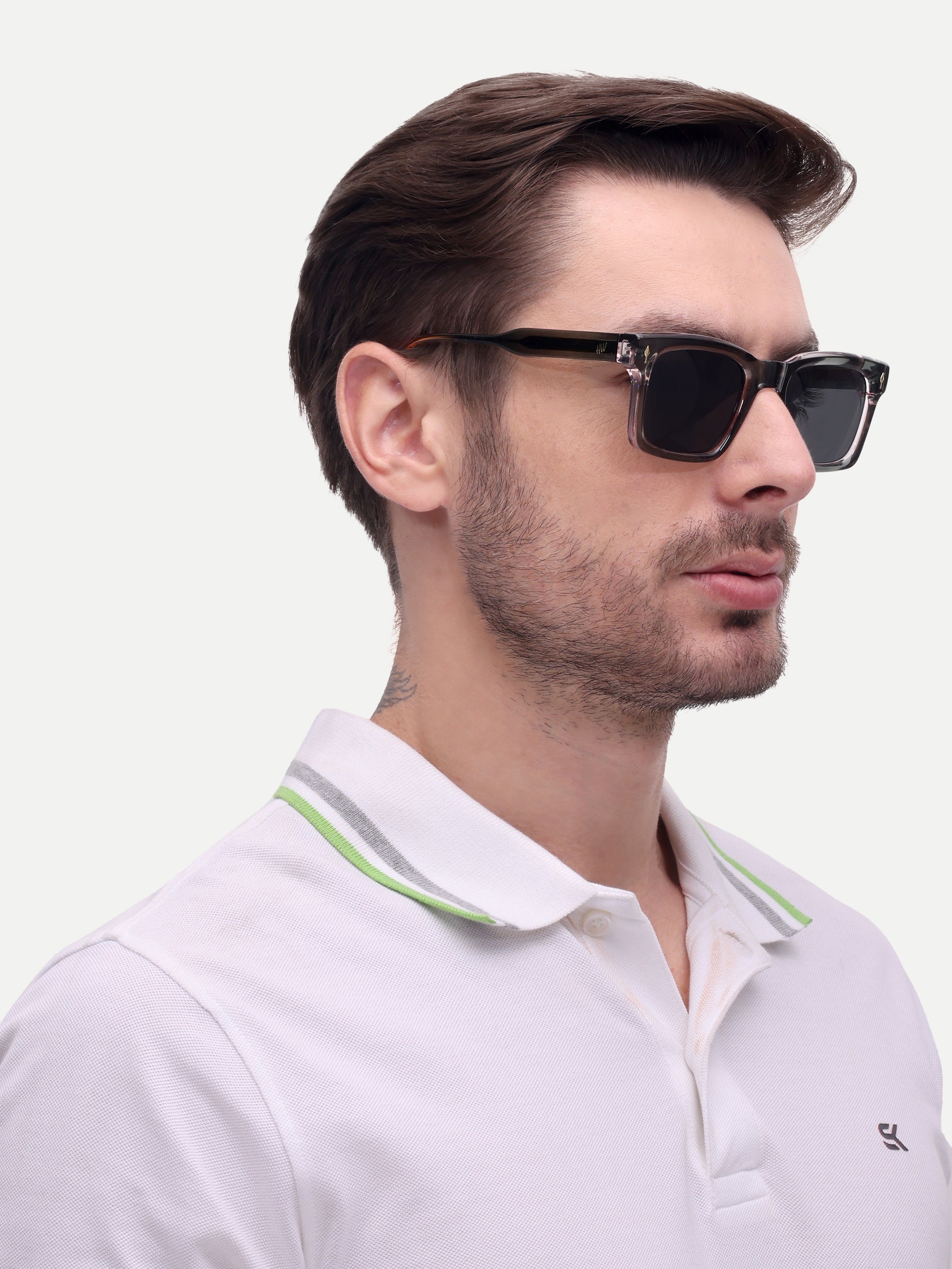 Men Wayfarer UV Protected Sunglasses Black