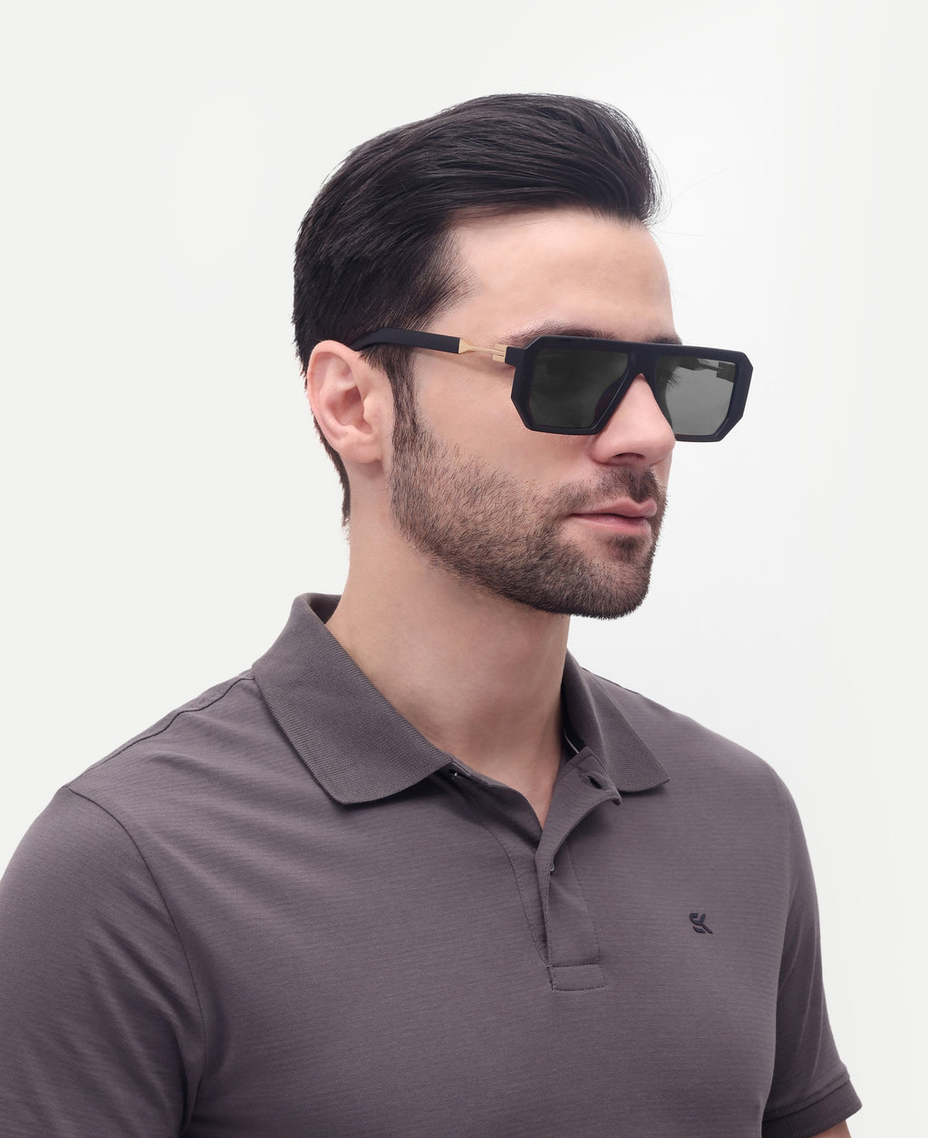 Men's UV Protected Gold Black Wayfarer Sunglasses
