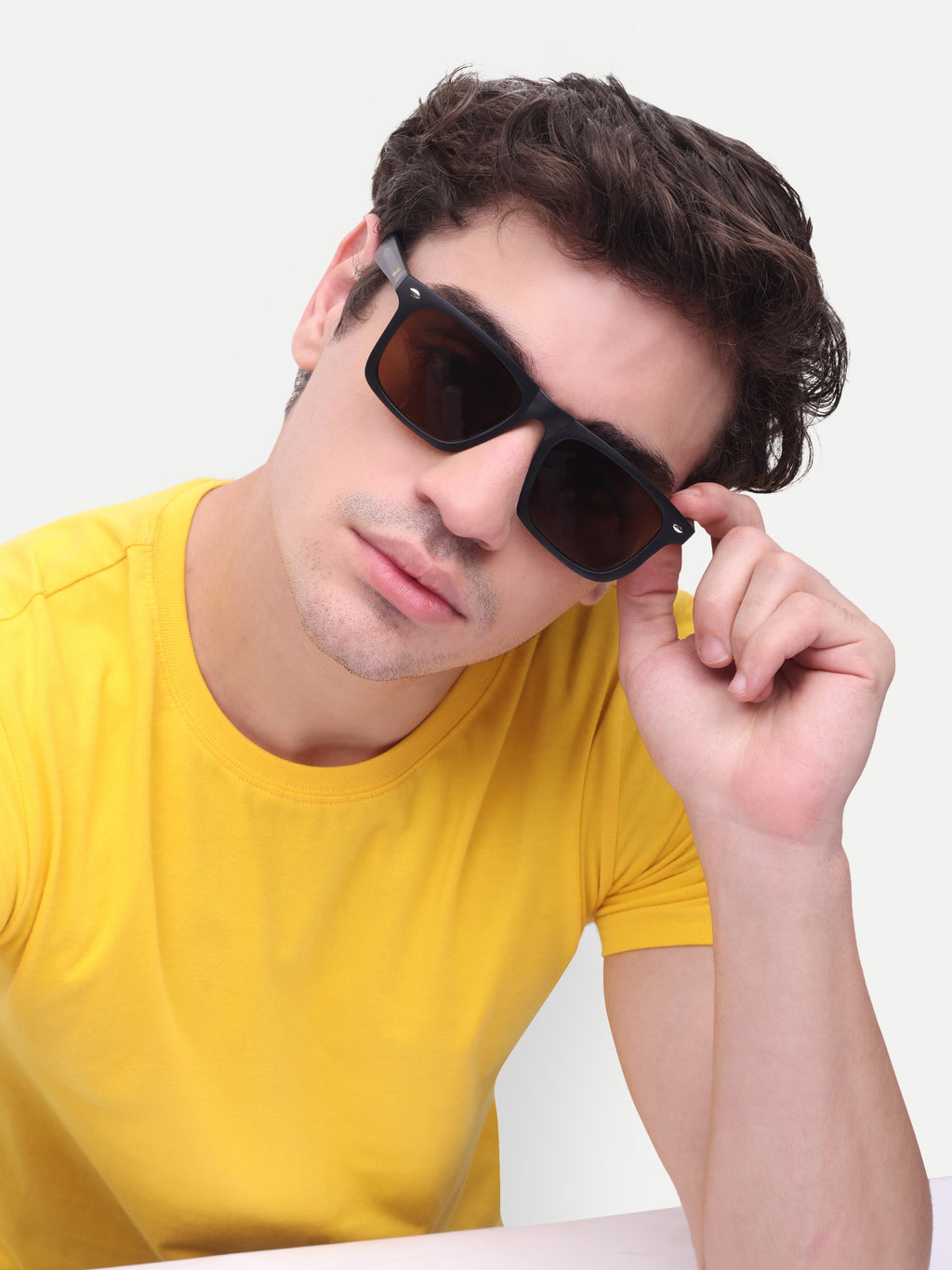 Men's Classic Dark Brown Wayfarer Sunglasses