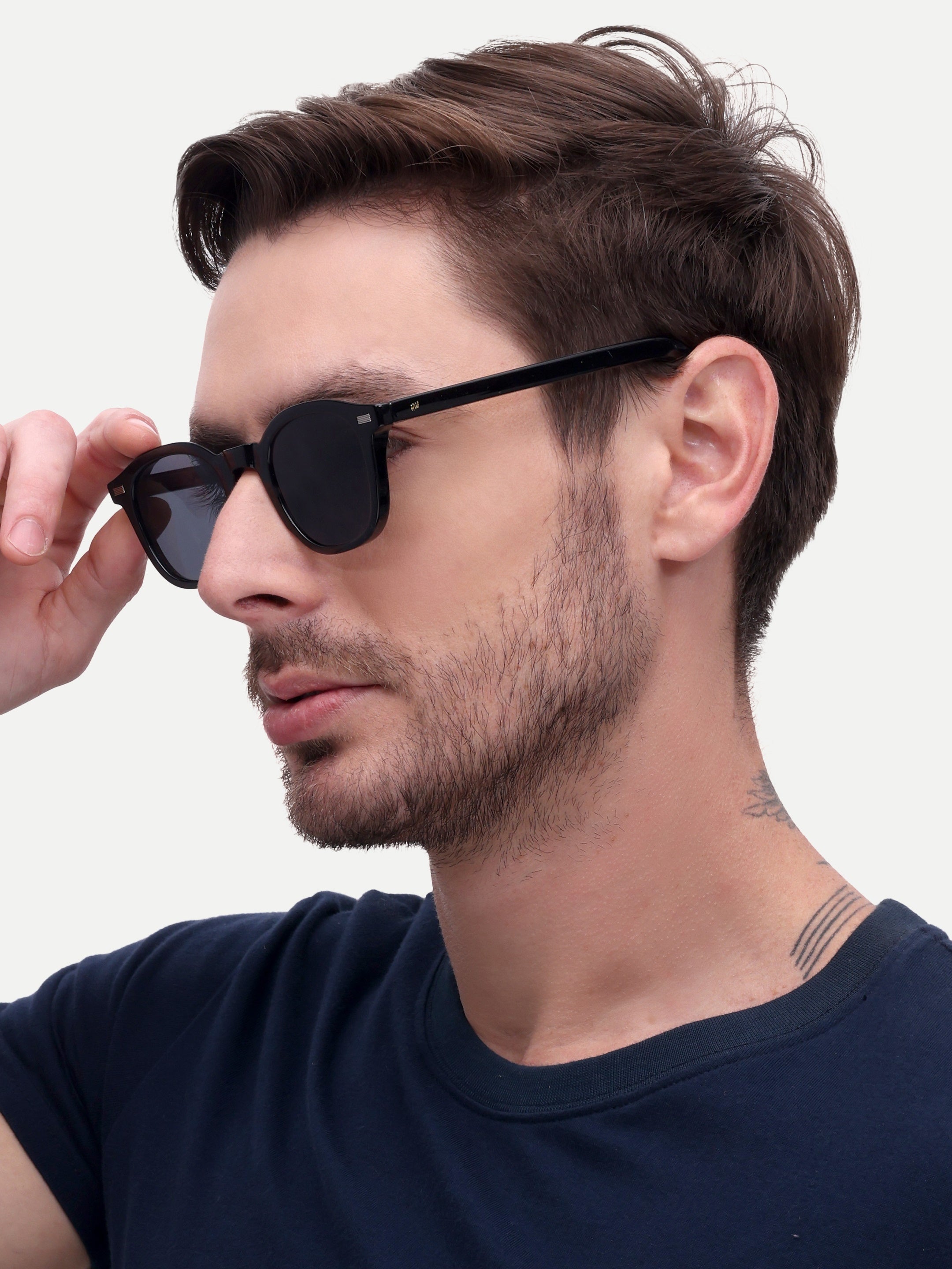 Men Round Uv Protected Sunglasses Black