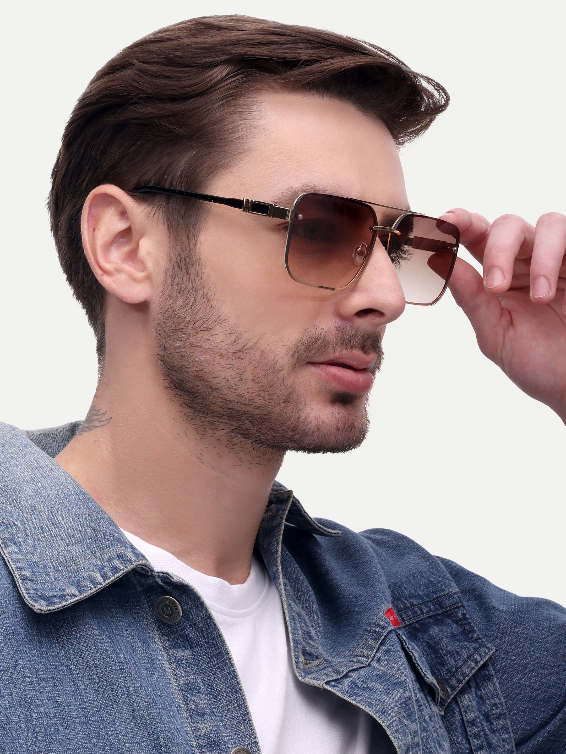 Men Wayfarer UV Protected Sunglasses Brown