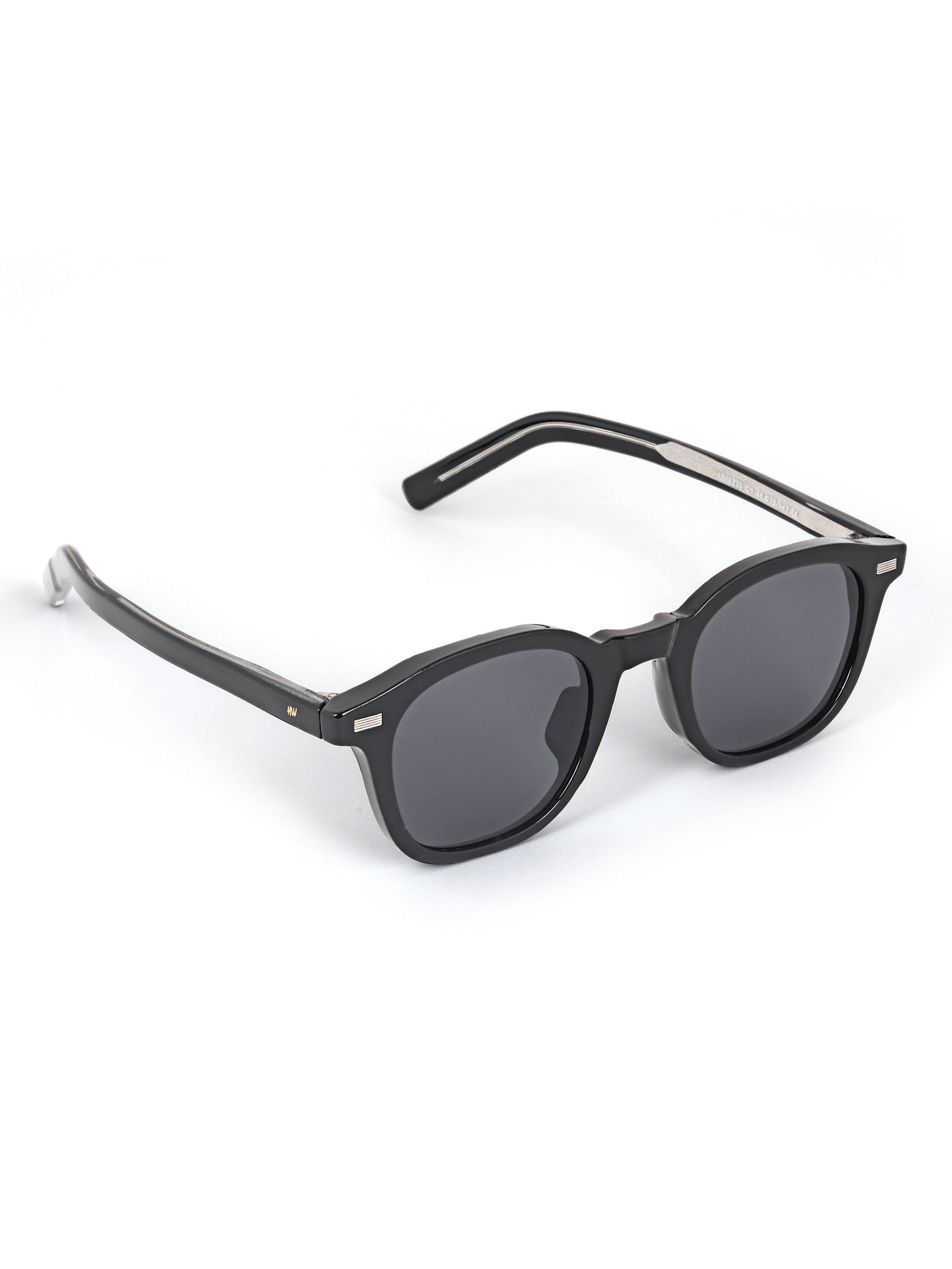 Black Oval Women UV Protected Sunglasses