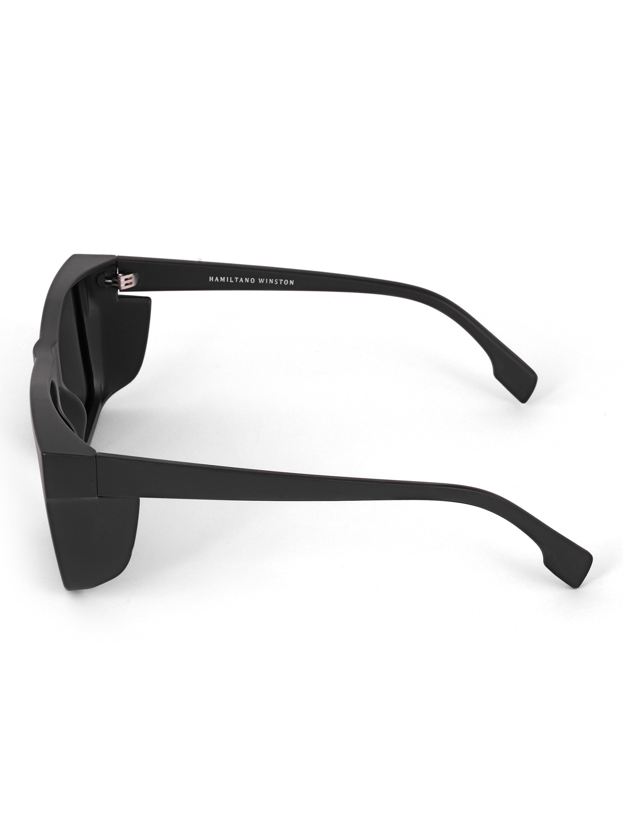 Men Wayfarer UV Protected Sunglasses Black