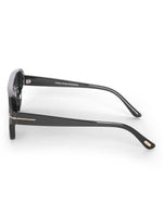 Men's Green UV Protected Wayfarer Rectangular Sunglasses