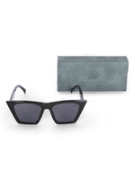 Women's Black Cat Eye UV Protected Sunglasses