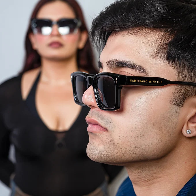 HW BASIC BLACK WAYFARER