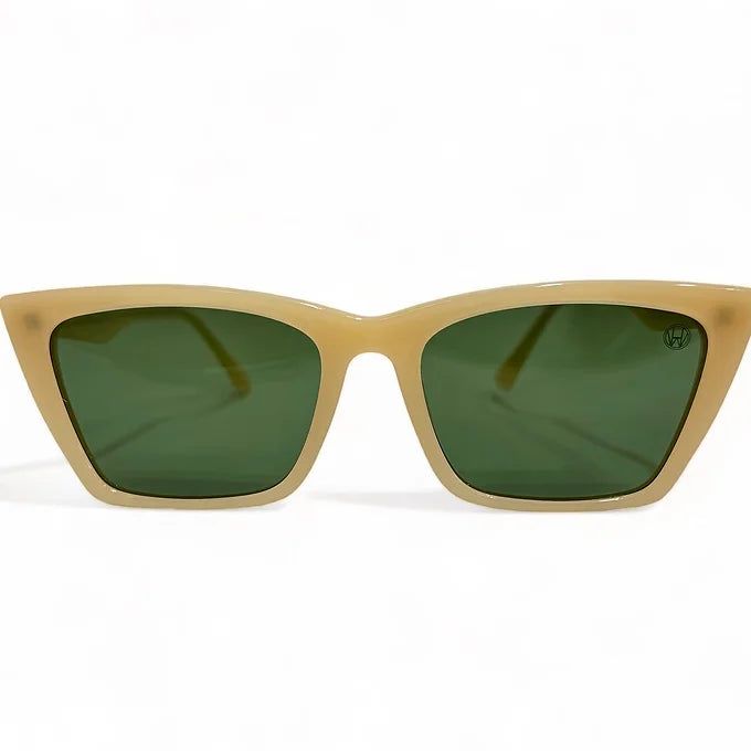 Nude pink 100% polarized quirky wayfarer