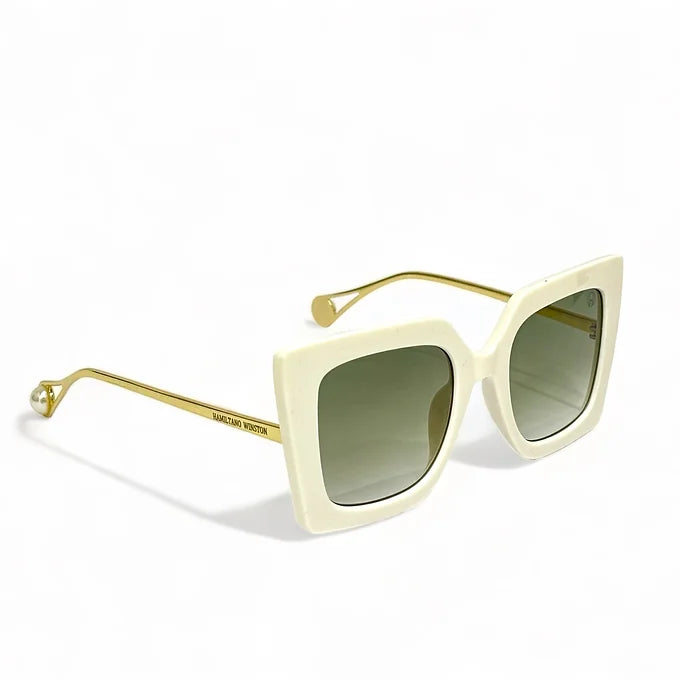 White catty oversized