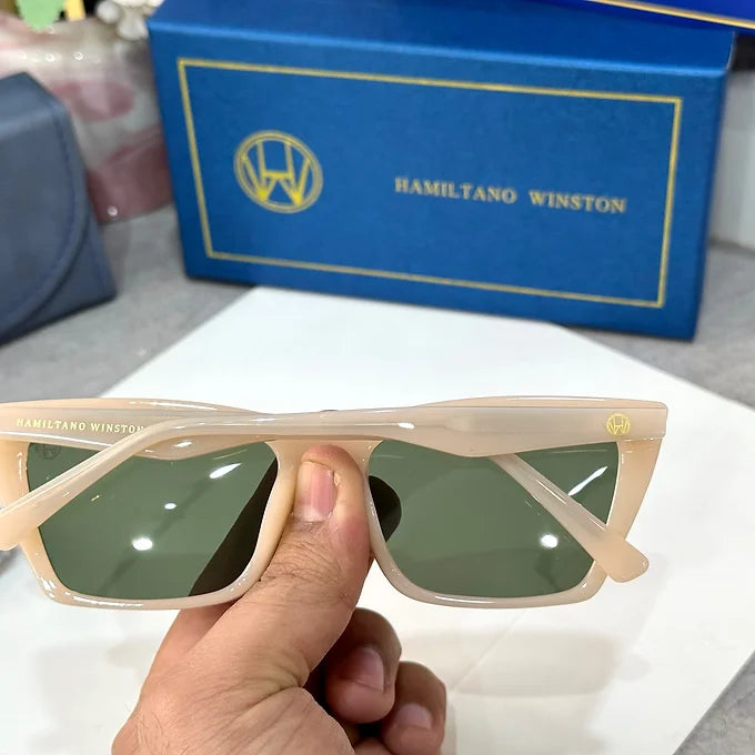 Nude pink 100% polarized quirky wayfarer