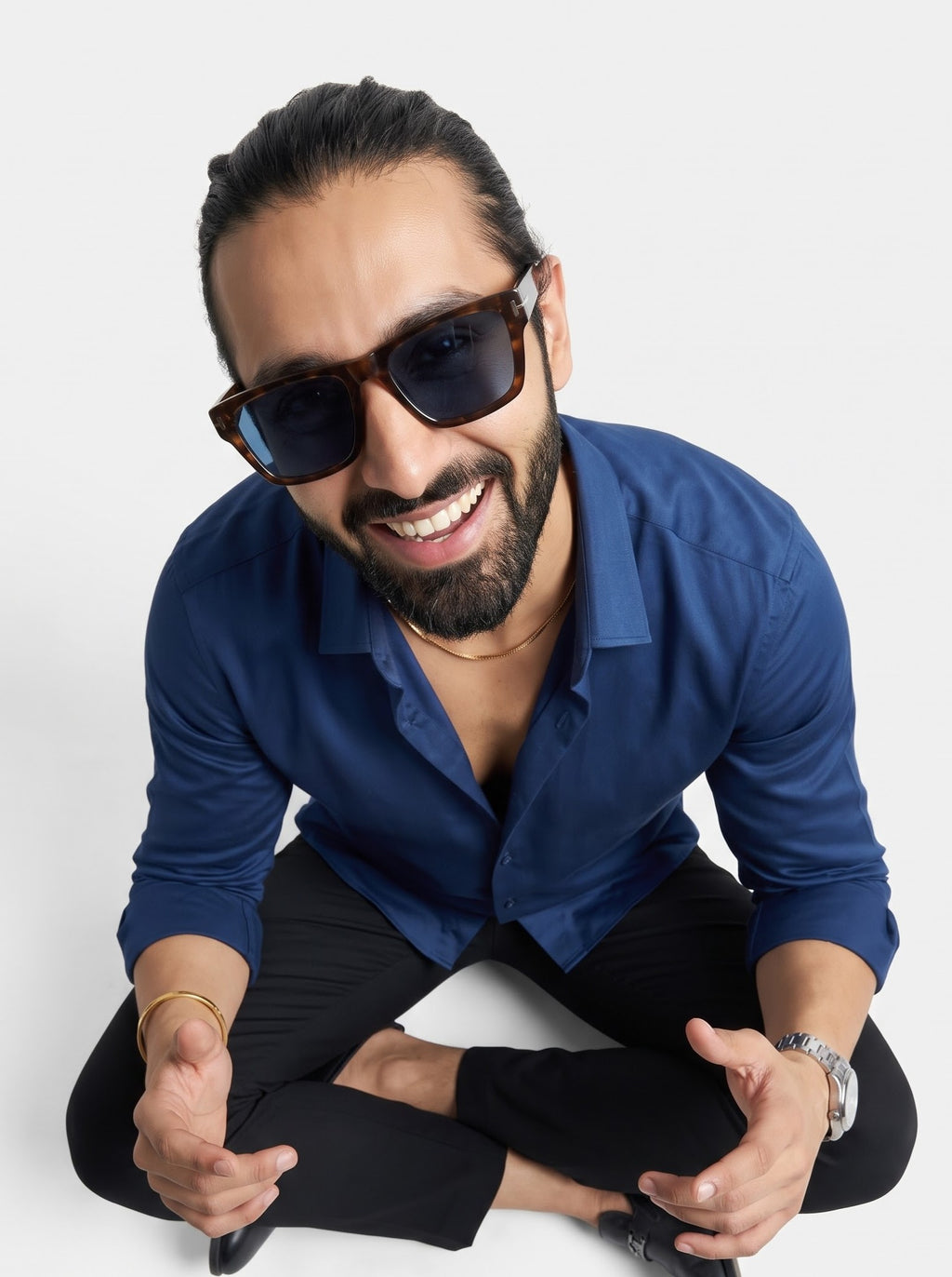 Trending Blue Wayfarer Men Sunglasses