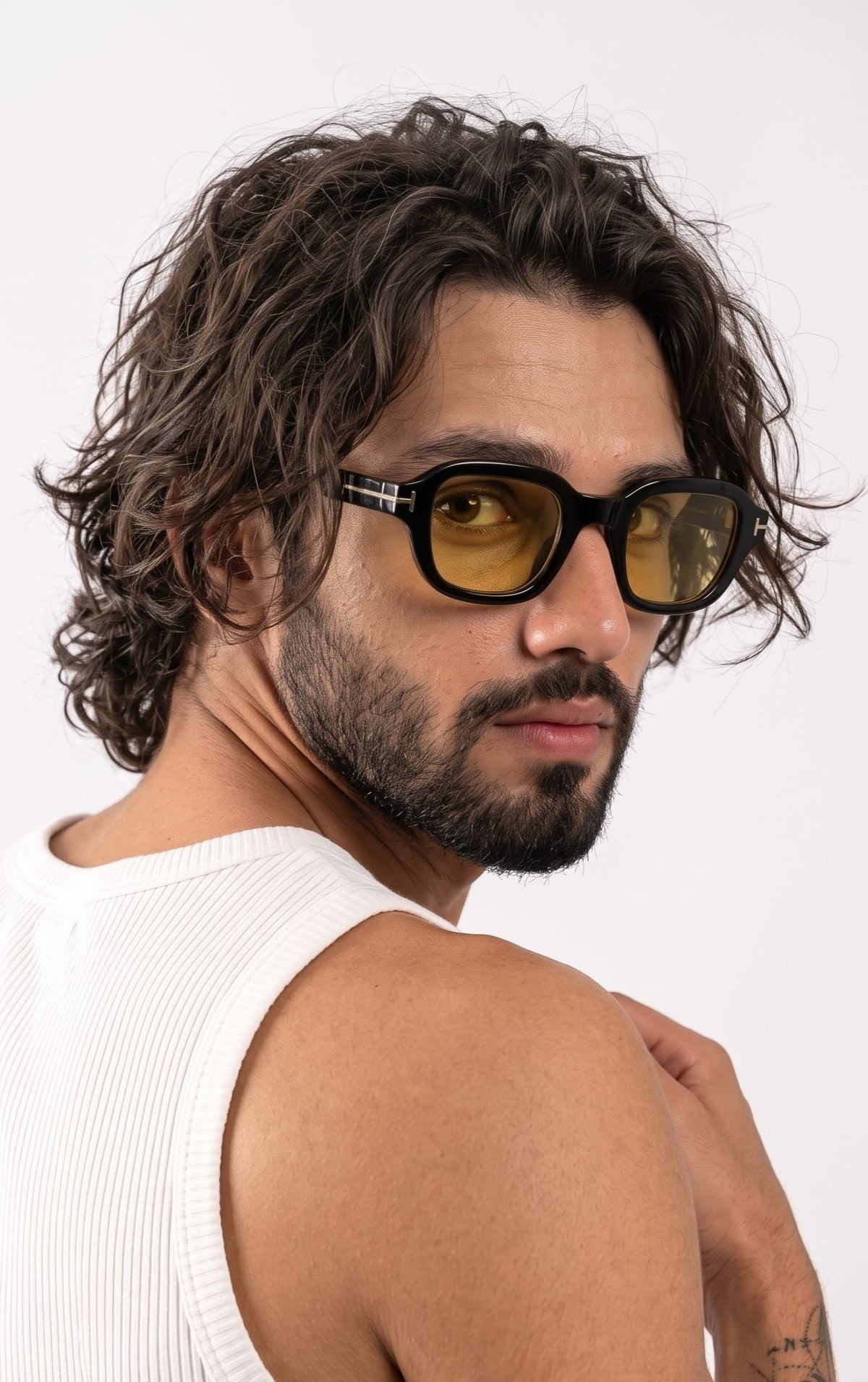 Supreme Yellow Uv-Protected Men Sunglasses