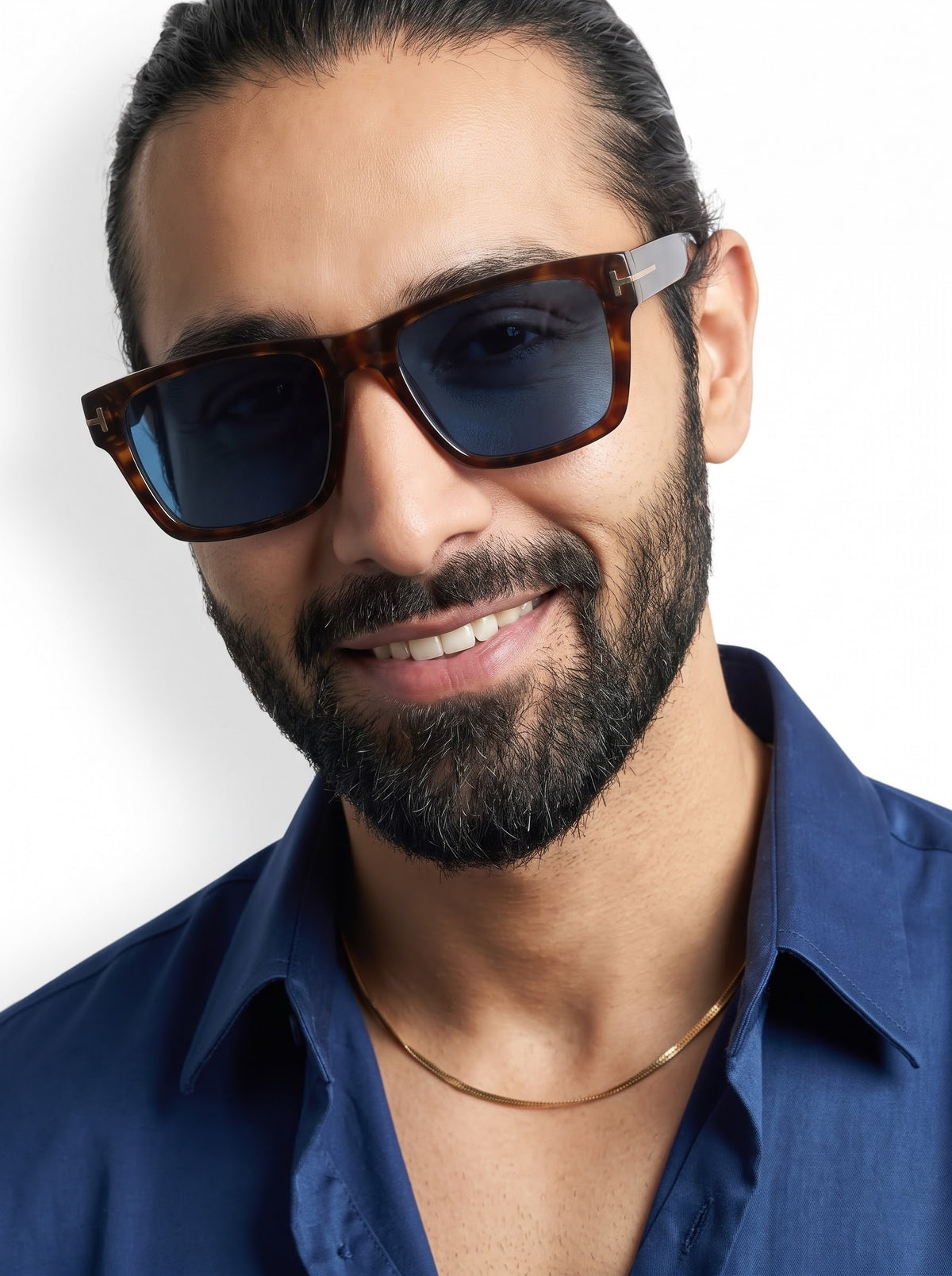 Trending Blue Wayfarer Men Sunglasses
