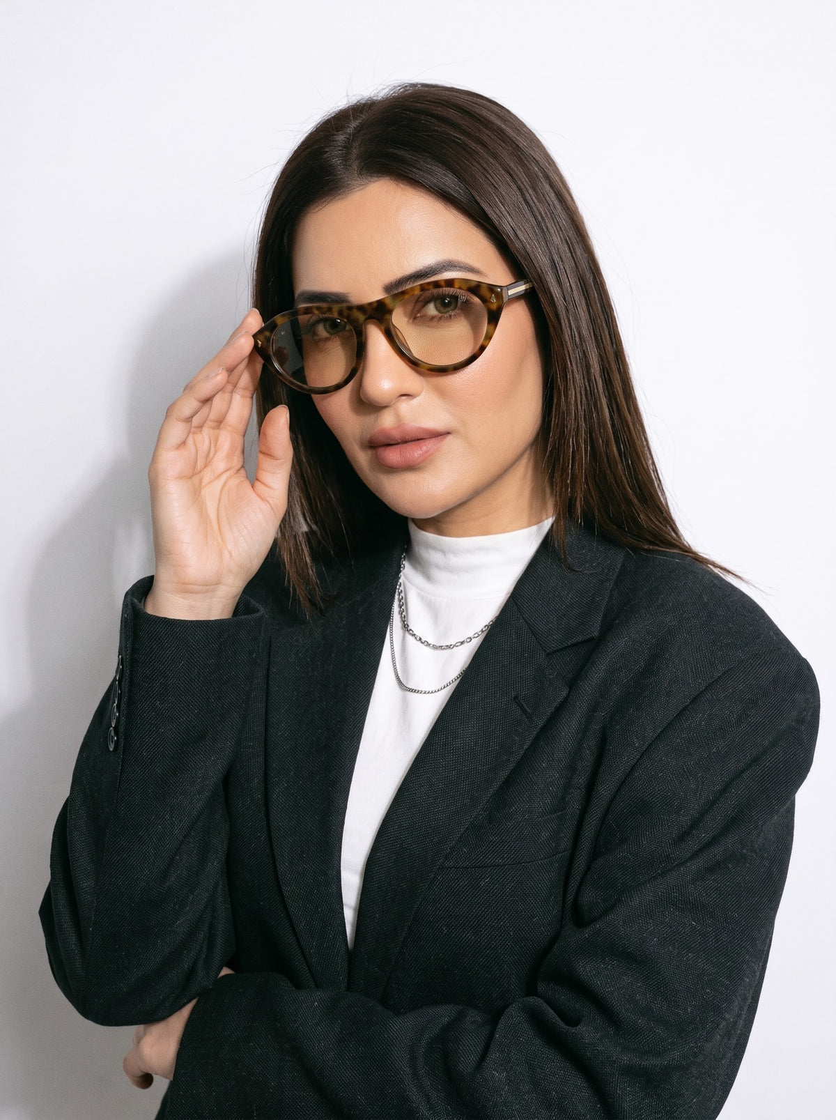 Regalis Leopard Peach Oval Women Sunglasses
