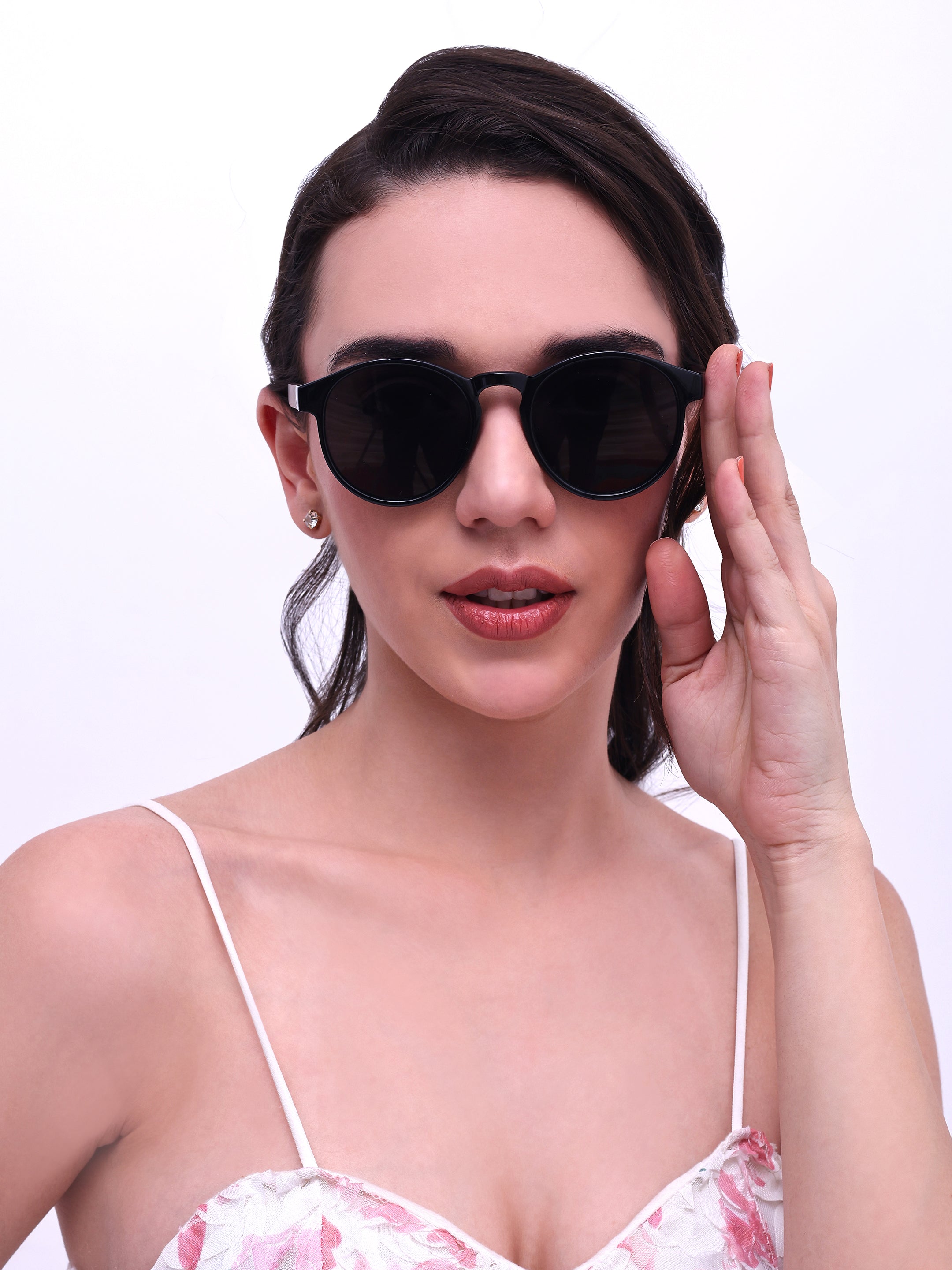 Wayfarer Women UV Protected Sunglasses Grey
