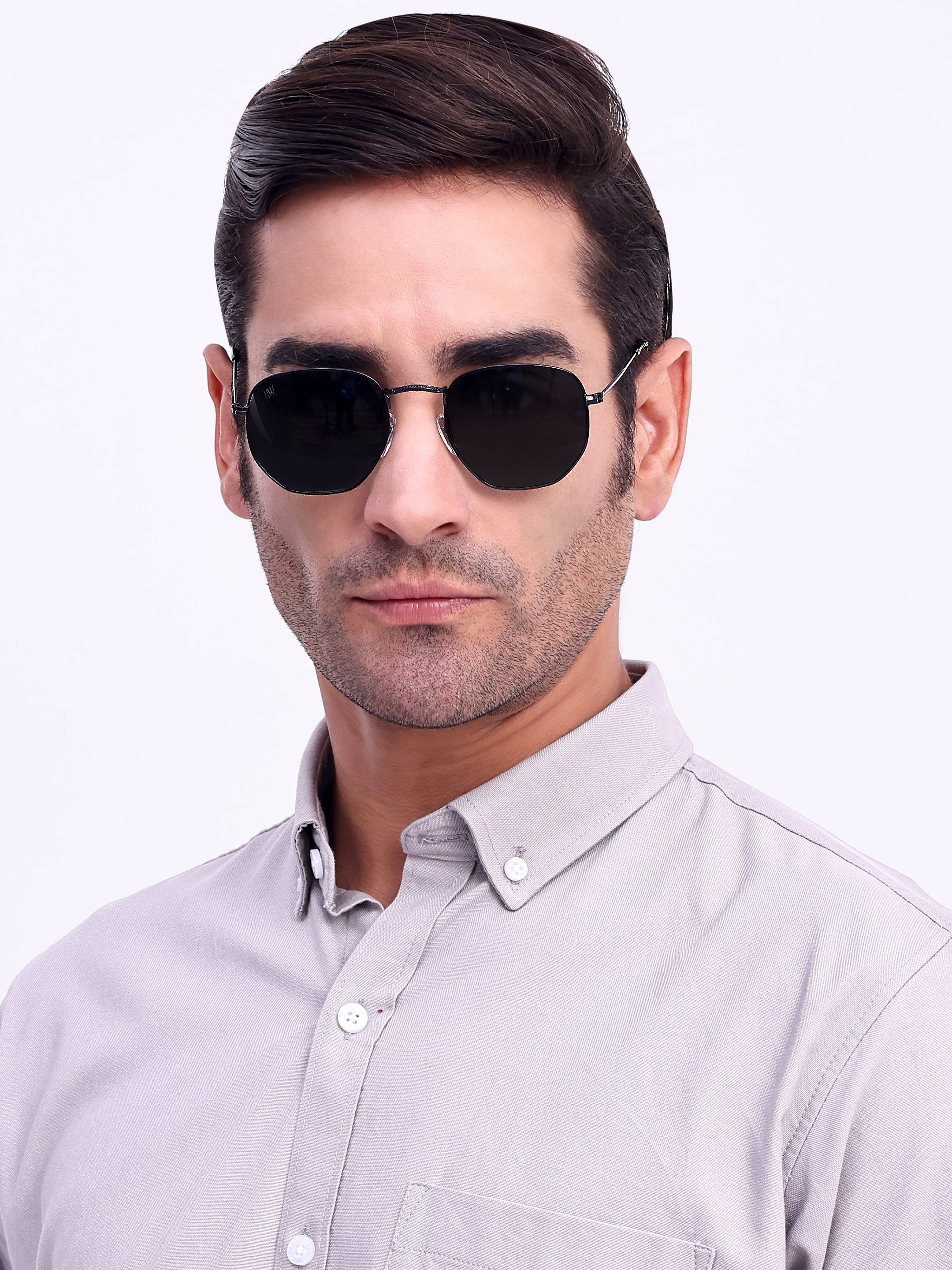 Men Hexagon UV Protected Sunglasses Black