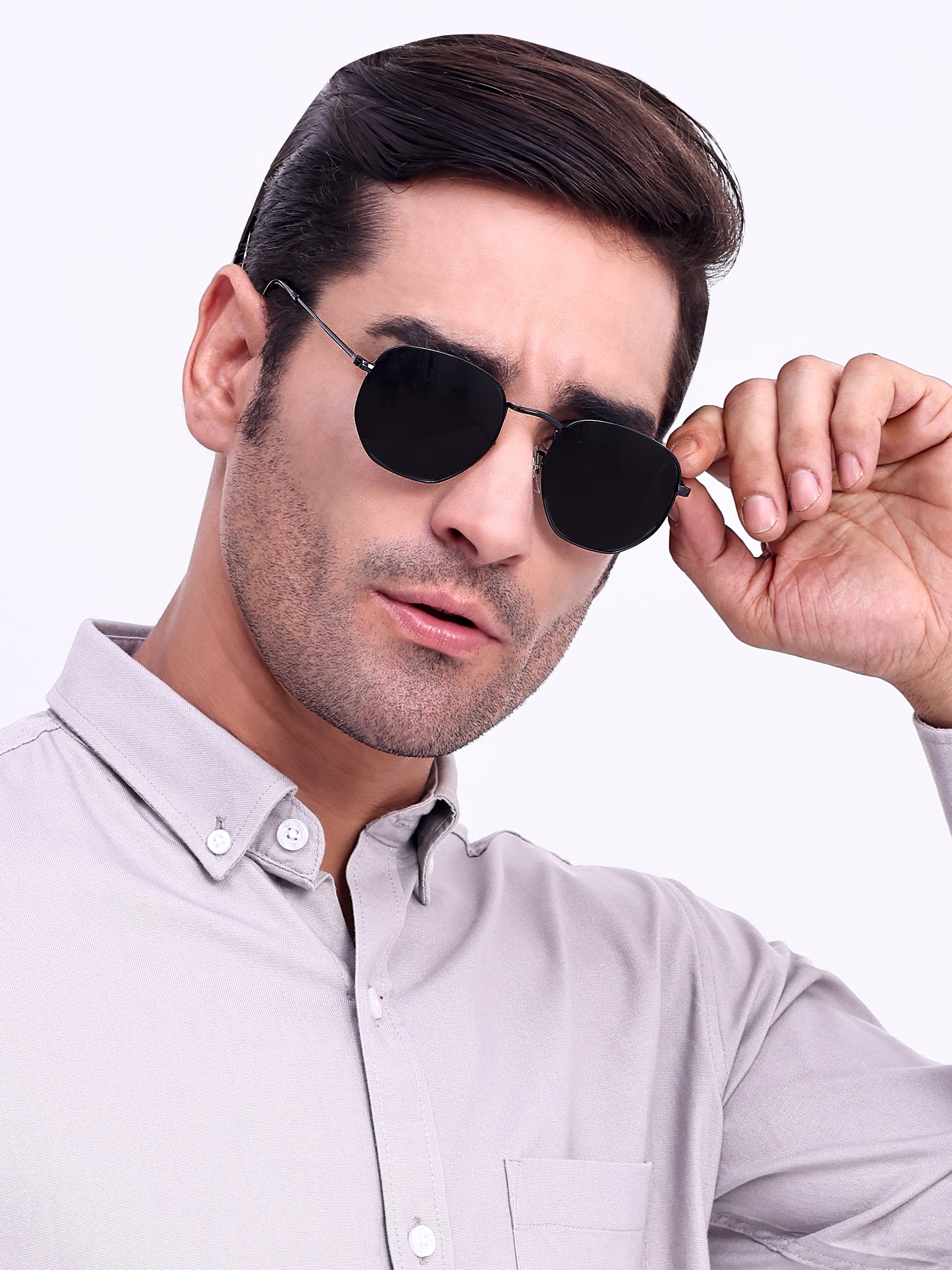 Men Hexagon UV Protected Sunglasses Black