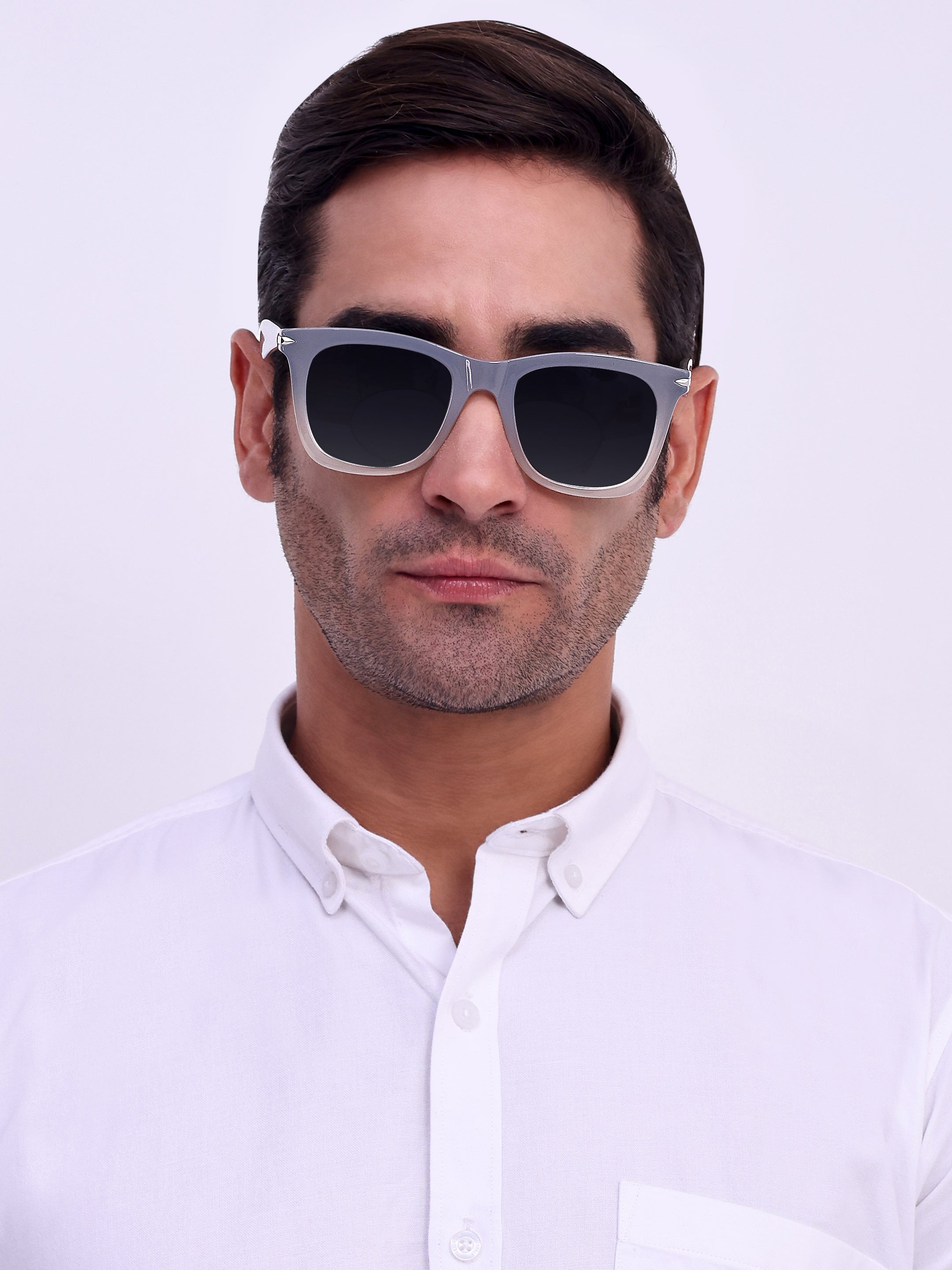 Men Wayfarer UV Protected Sunglasses Black