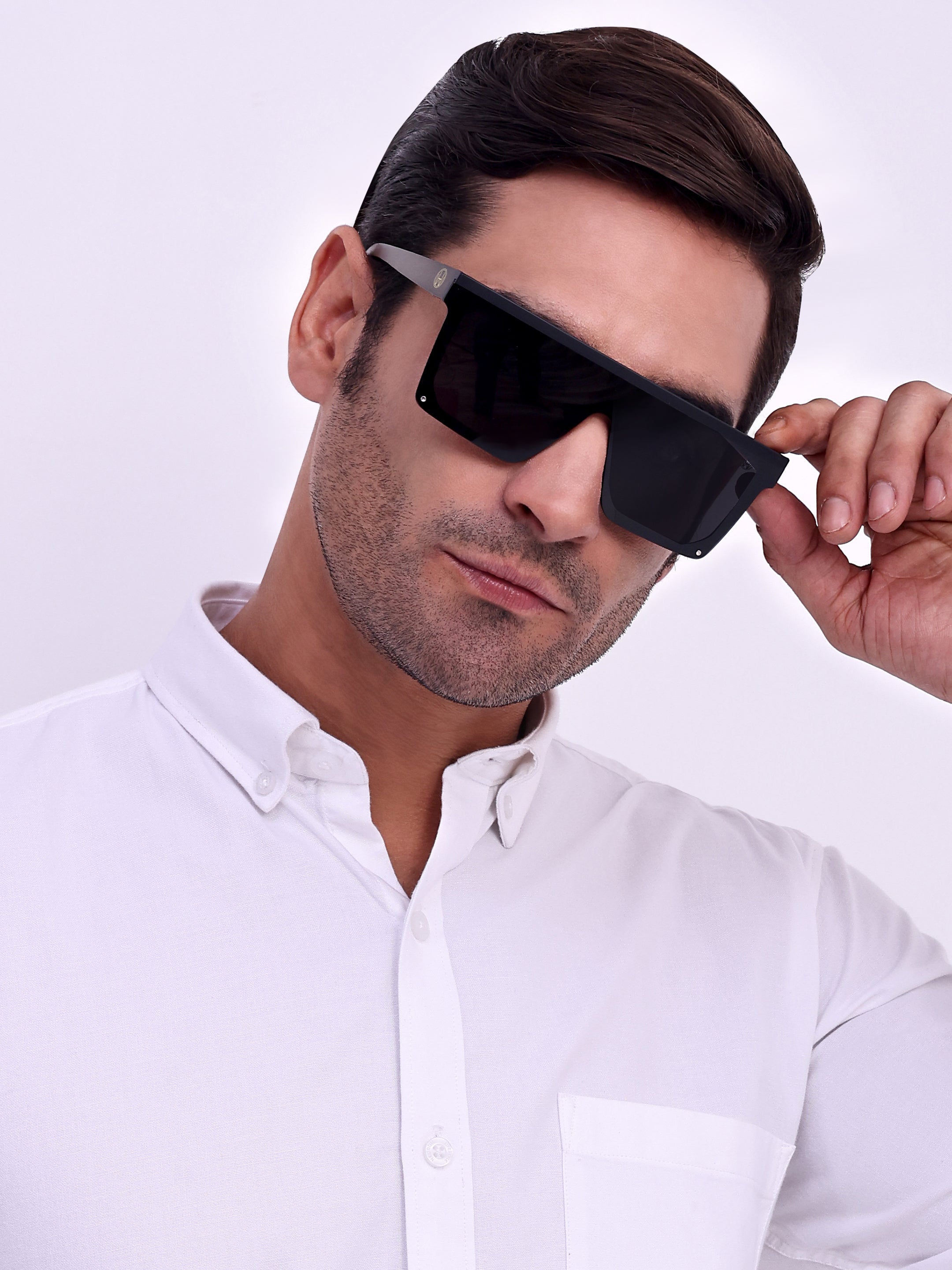 Men Rectangular UV Protected Sunglasses Black