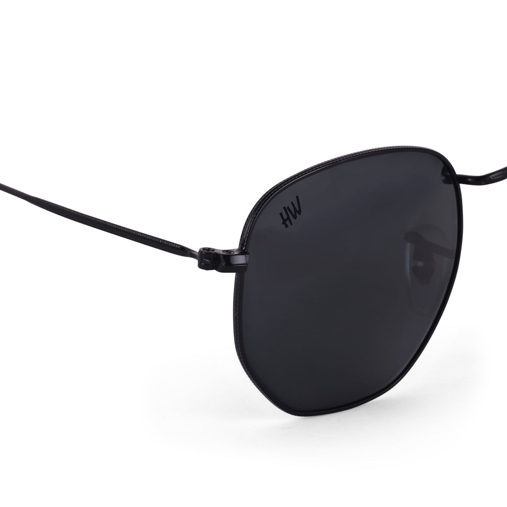 Men Hexagon UV Protected Sunglasses Black