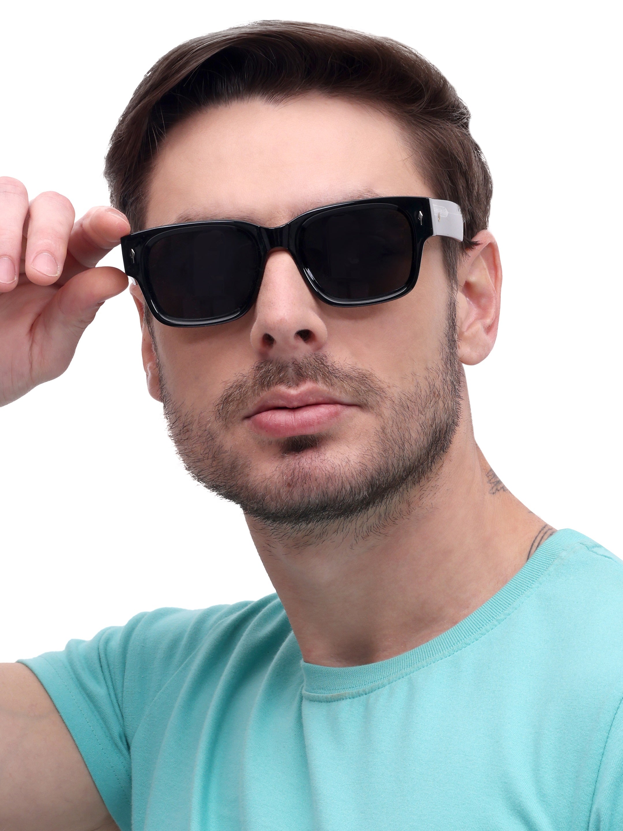 Men Wayfarer UV Protected Sunglasses Black